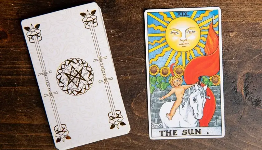 Słońce tarot co czuje: emocje w relacjach i ich wpływ na życie